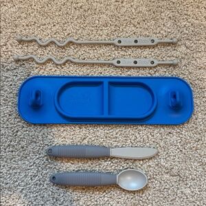 Busy Baby Blue Silicone Placemat Set